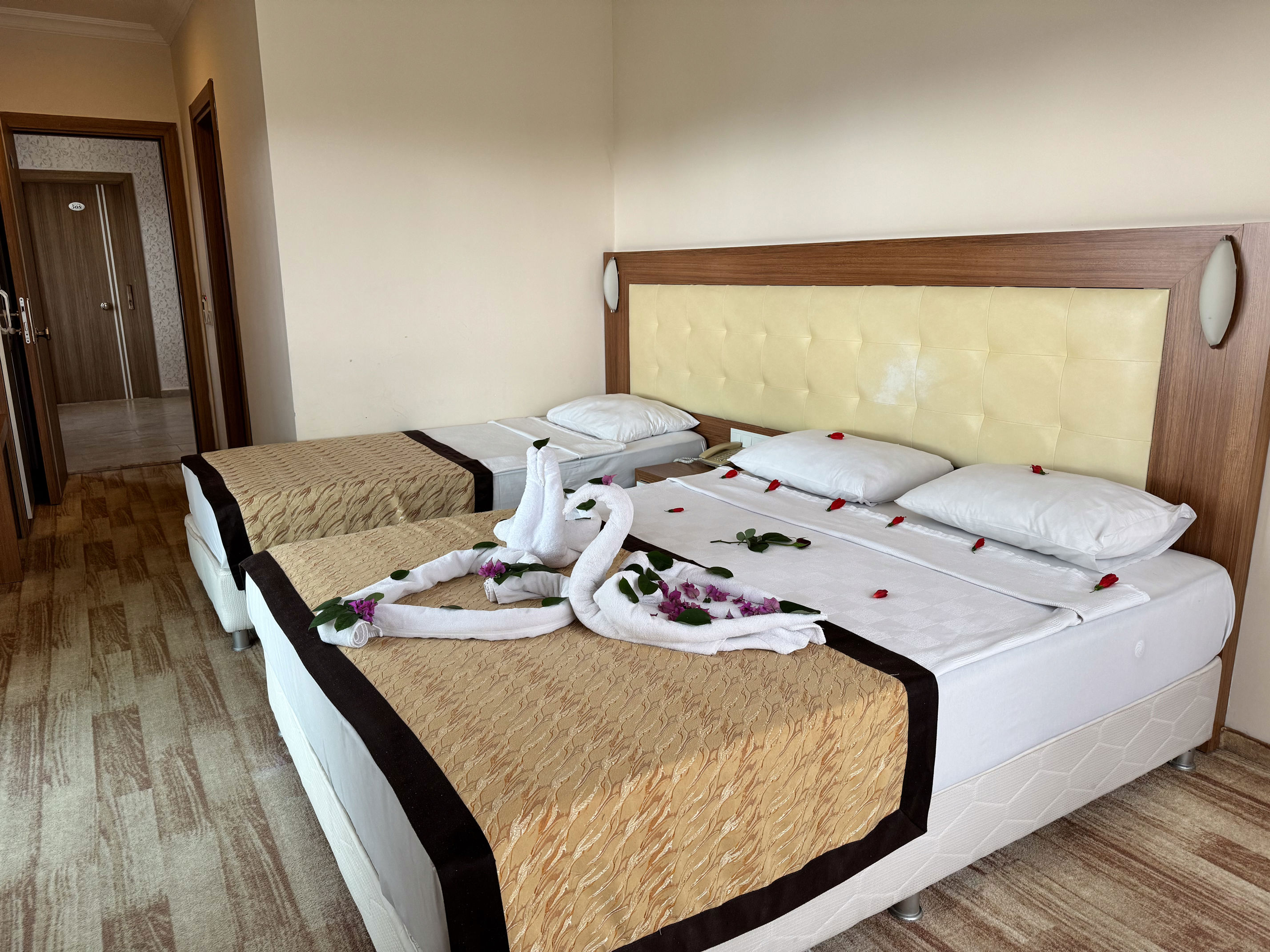 Mitos Apart Hotel