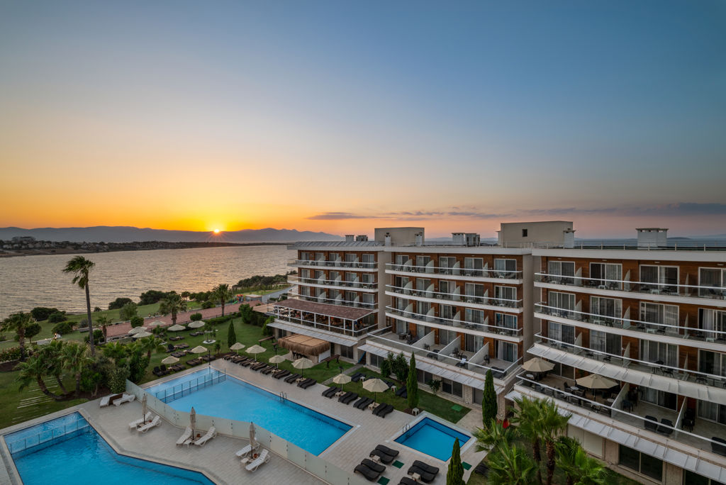 La Quinta By Wyndham Çesme