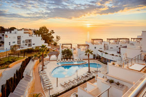 La Quinta By Wyndham Çesme 