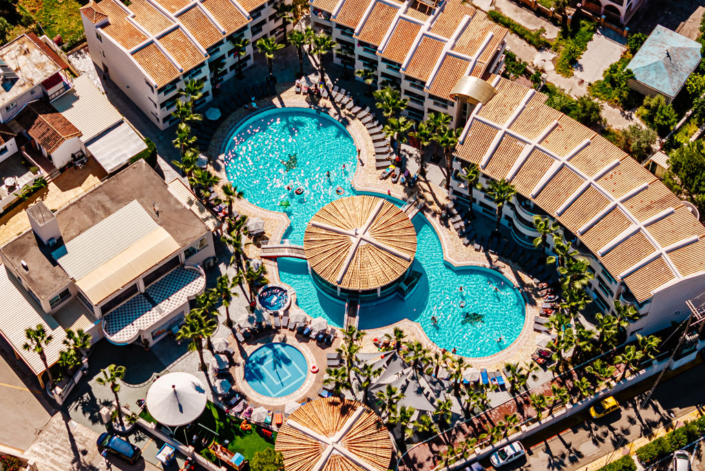 Caretta Beach Resort & Waterpark