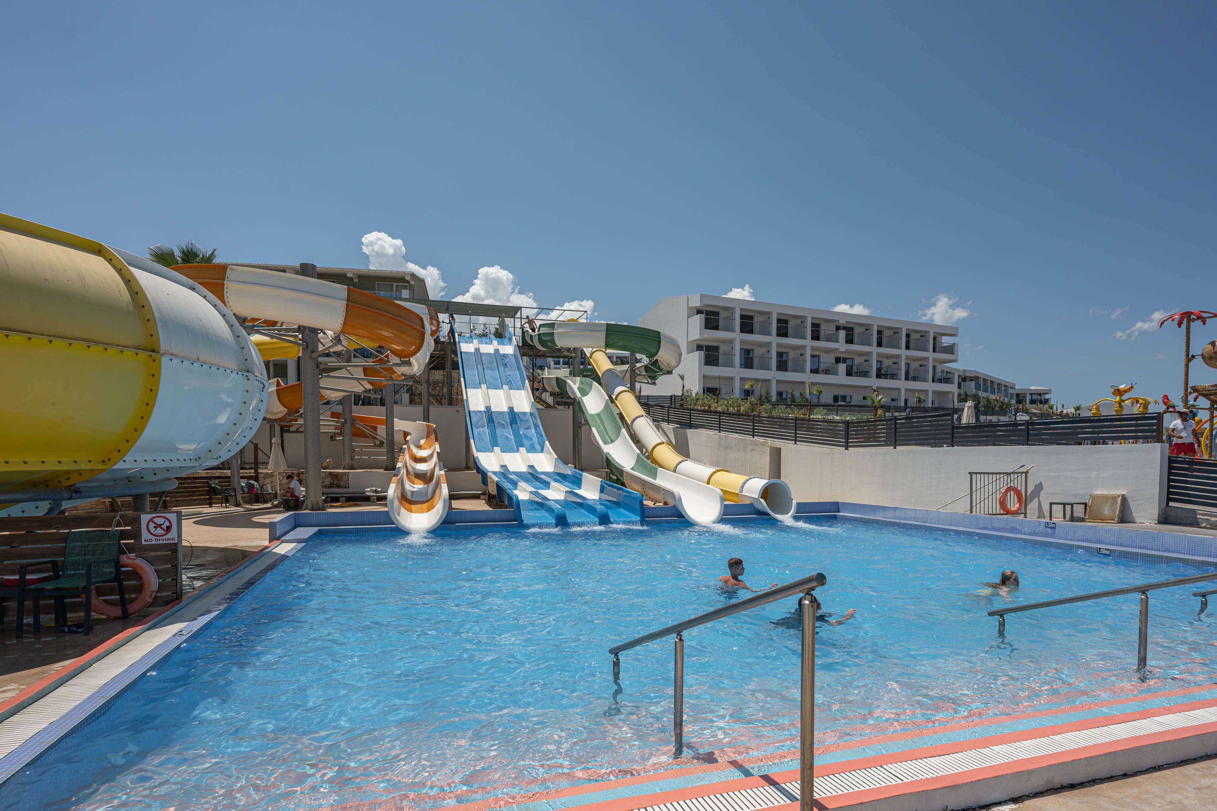Caretta Paradise Resort & Waterpark