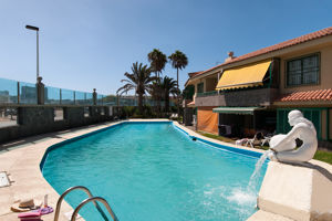 Aquarius Apartments