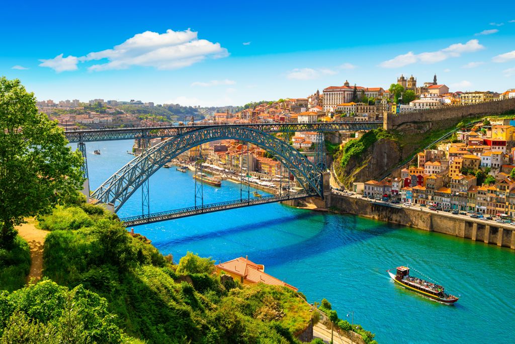 Fly & Drive Landmarks of Portugal 4*