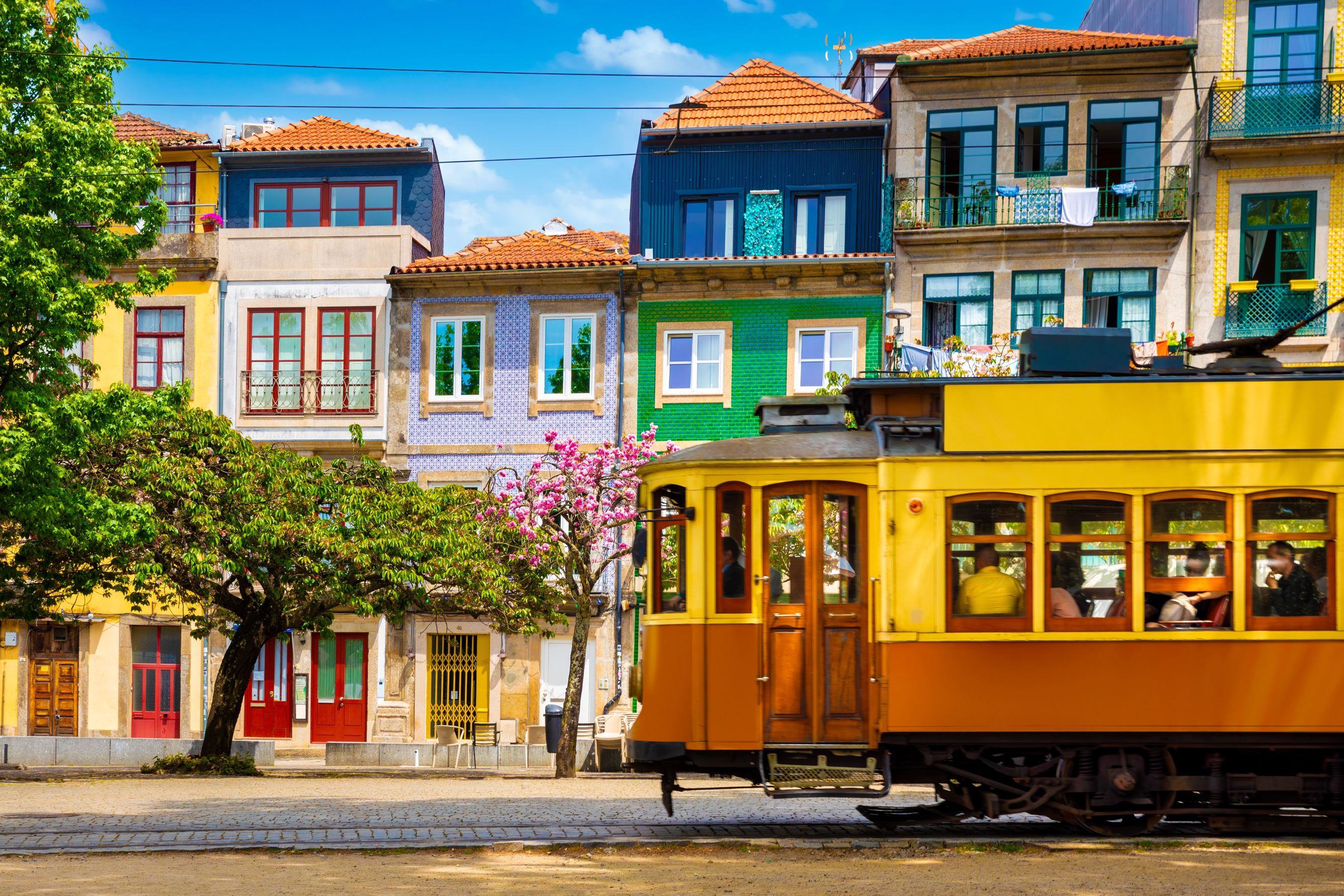Fly & Drive Landmarks of Portugal 4*