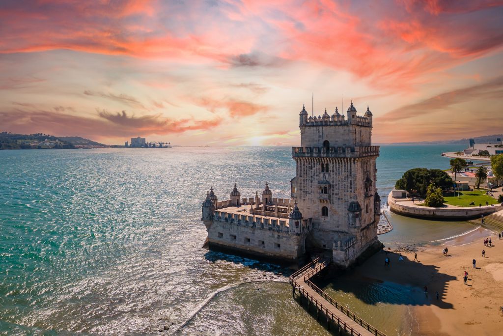 Fly & Drive Landmarks of Portugal 4*