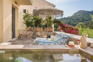 Woonvoorbeeld Supreme Sea Front Villa met plungepool