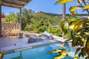 Chromata Assos Villas