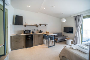Lorraine's Boutique Suites