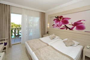 Seaden Corolla Hotel