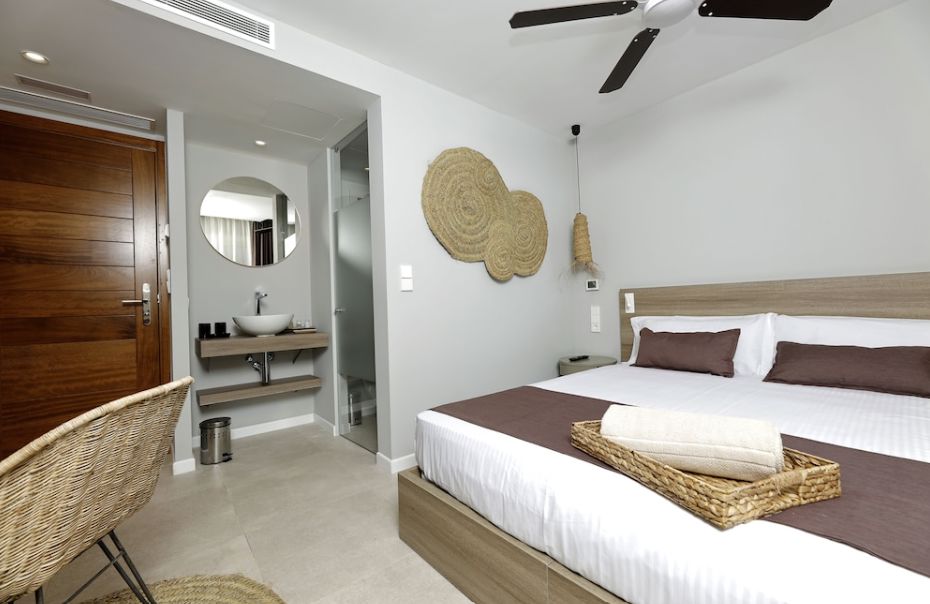 Eques Petit Resort
