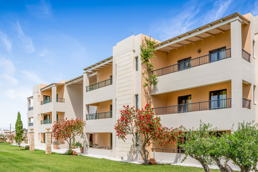 Golden Bay Apartments