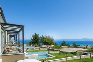 Sunny Villas