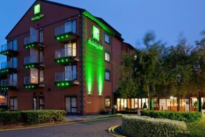 Holiday Inn Hull Marina - incl. voetbalticket