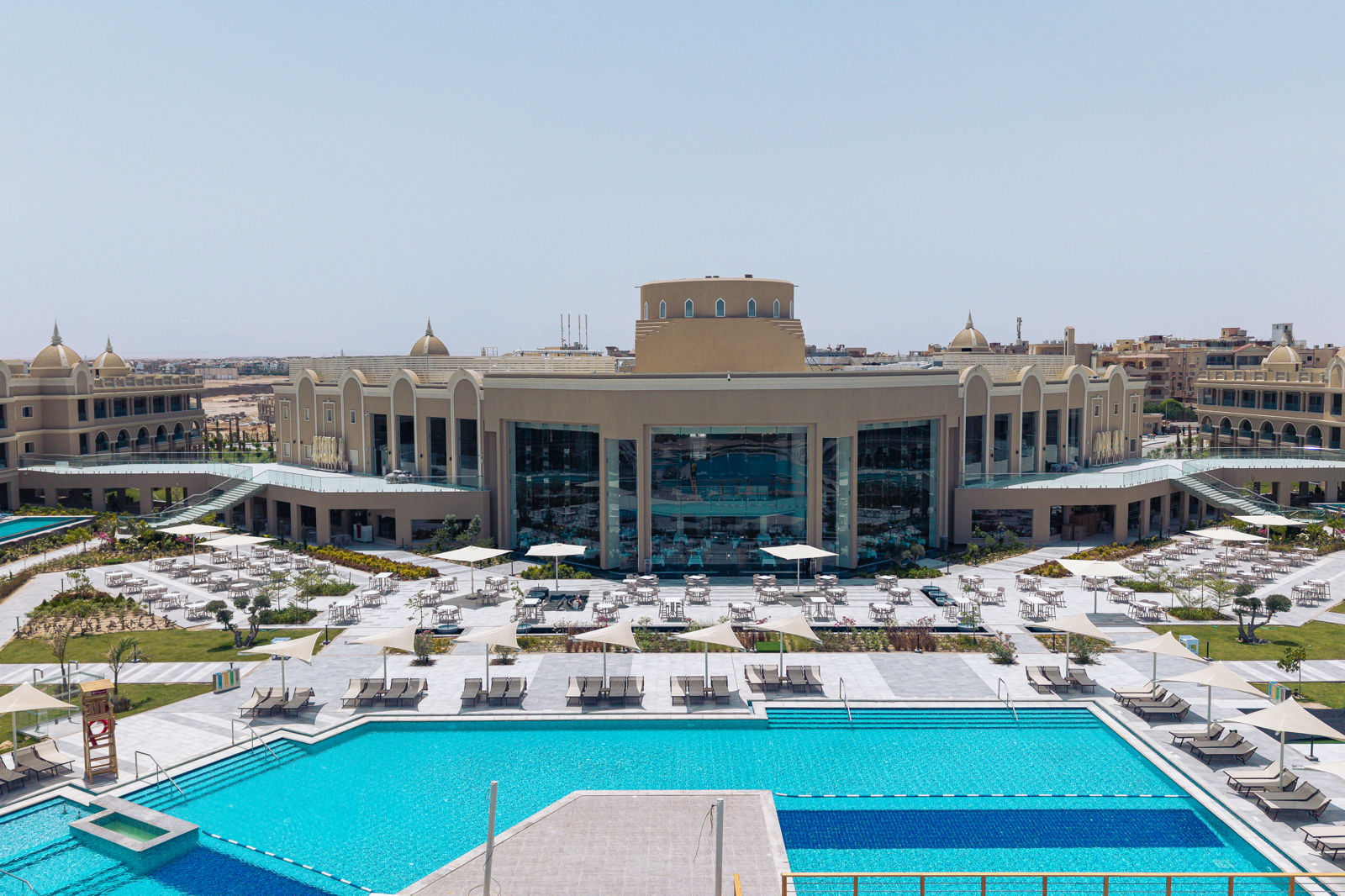 Titanic Pearl & Aqua Park