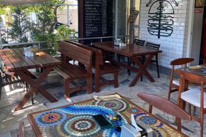 Fly & Go Explore Moni Hotel