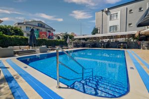 Fly & Go Explore Moni Hotel