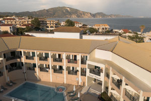 Timos Hotel