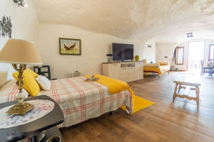Woonvoorbeeld 3-kamerbungalow Cave House