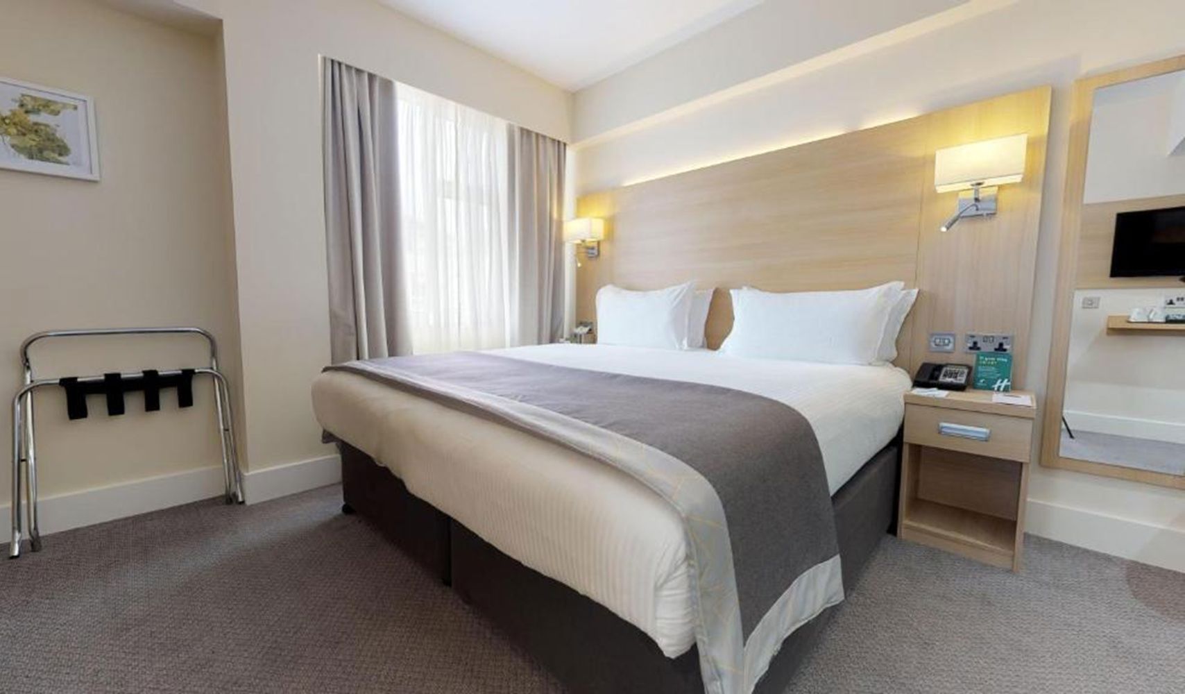 Holiday Inn Kensington High Street – incl. voetbalticket