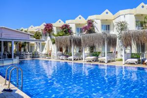 Viras Hotel