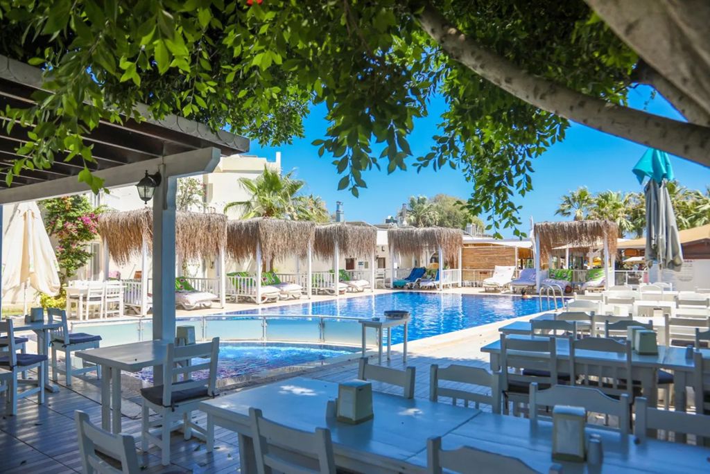 Viras Hotel