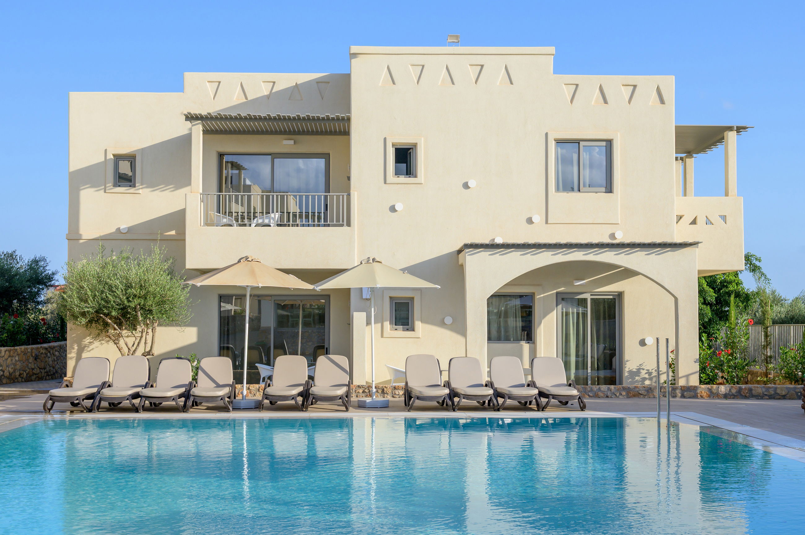 Fly & Go Explore Elia Boutique Hotel