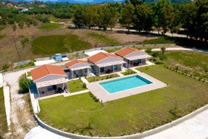 Vallianos Villas