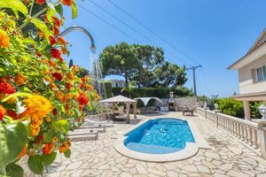 Villa Lorena