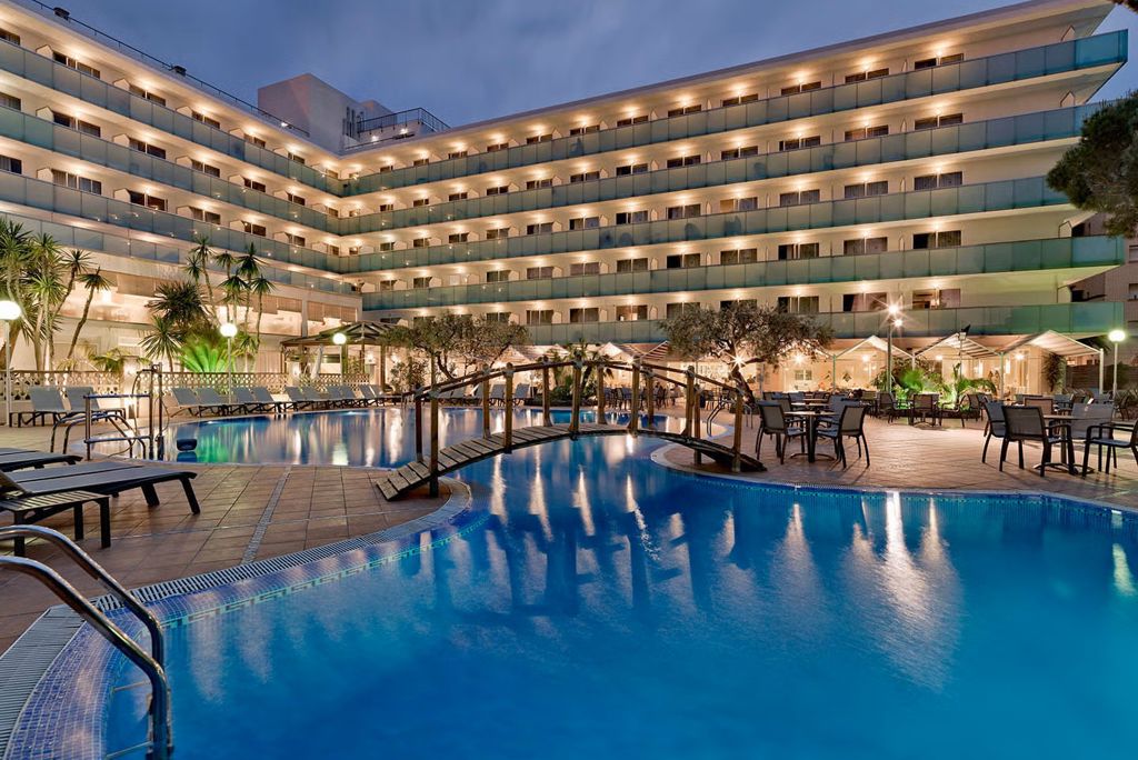 H10 Delfin Park