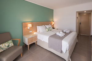 Palm Beach Hotel