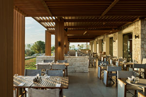 Mansion a-la-carte restaurant (+16)