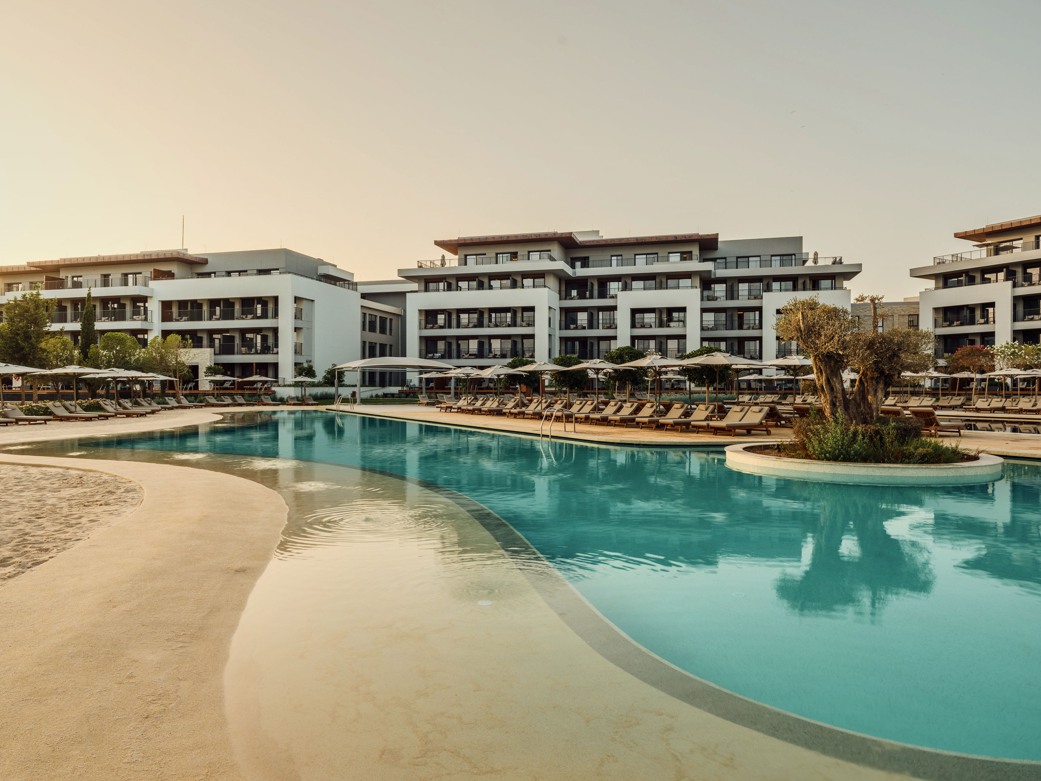 Bayou Anda Luxury Suites & Villas