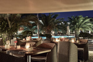 Santo Mira Mare Resort