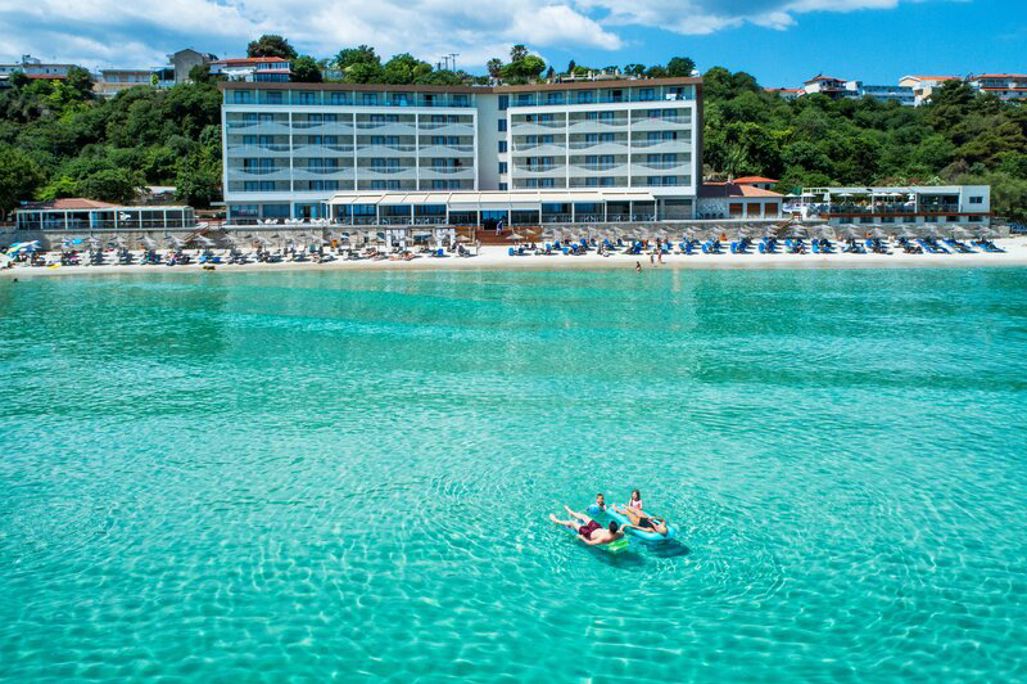 Ammon Zeus Luxury Beach