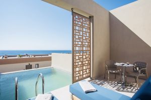 Este Elegant Suites & Villas