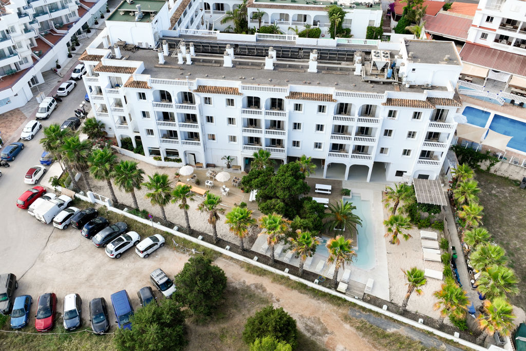 ENDLSS Beach & Discohotel