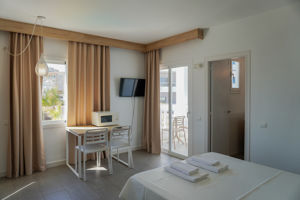 ENDLSS Beach & Discohotel
