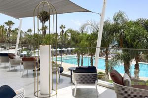 Utopia Pool Bar