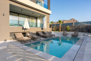 Noema Luxury Villas