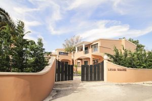 Fly & Go Lena Mare Boutique