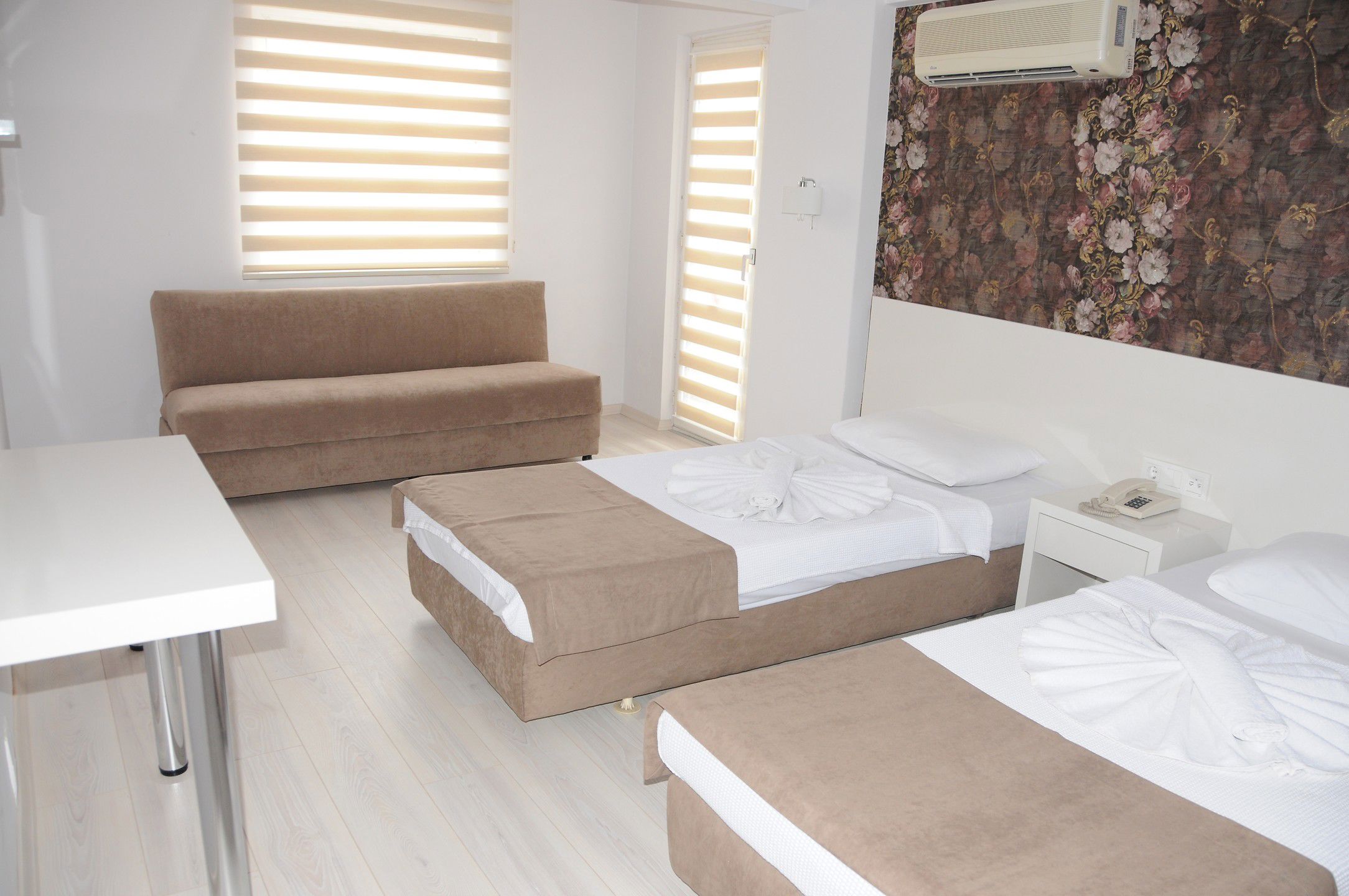 Myra Hotel - billede 4