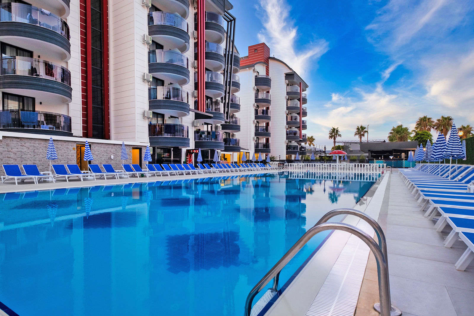 Grand Uysal Beach & Spa Hotel slide 1