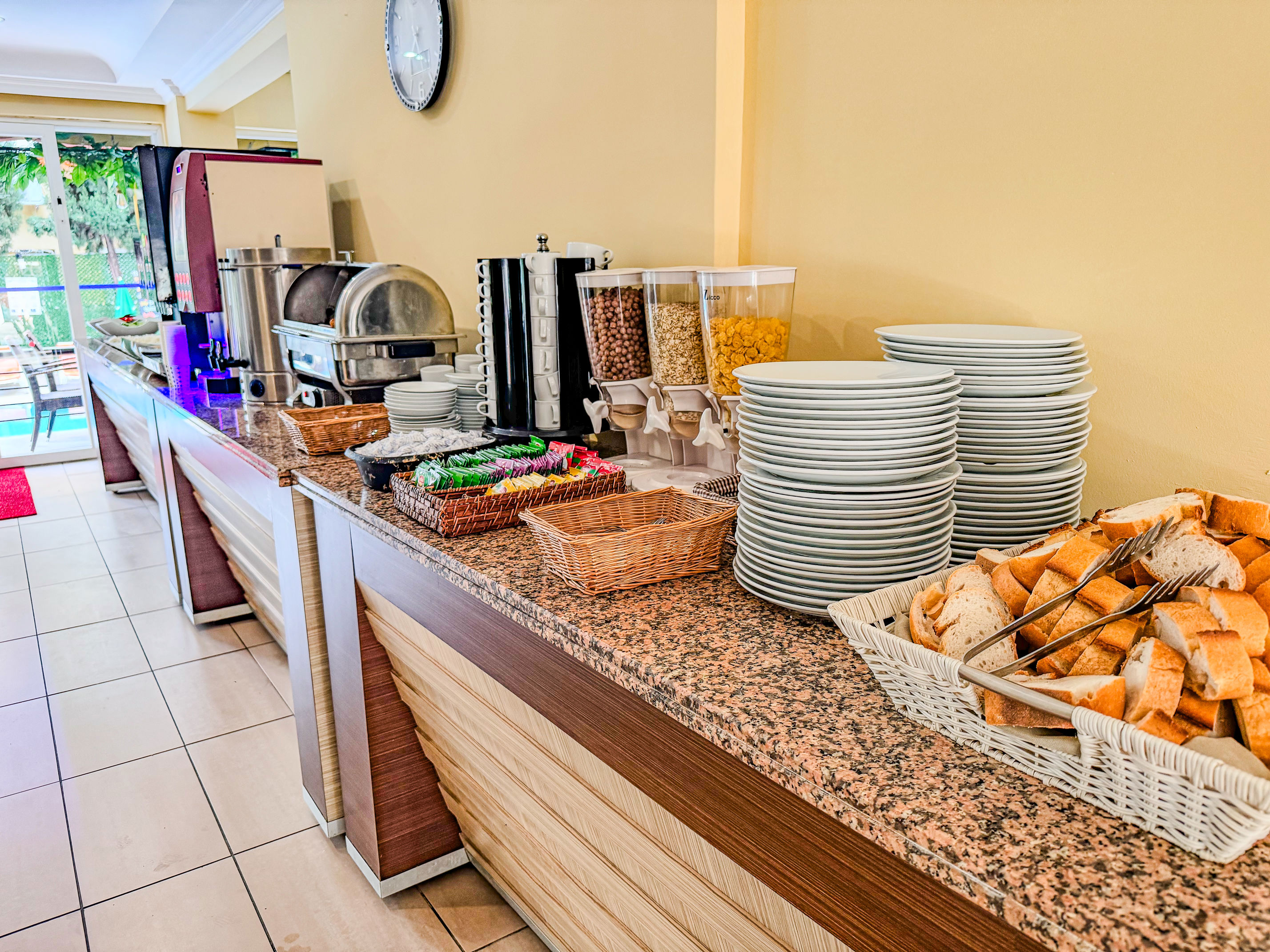 Alin Hotel