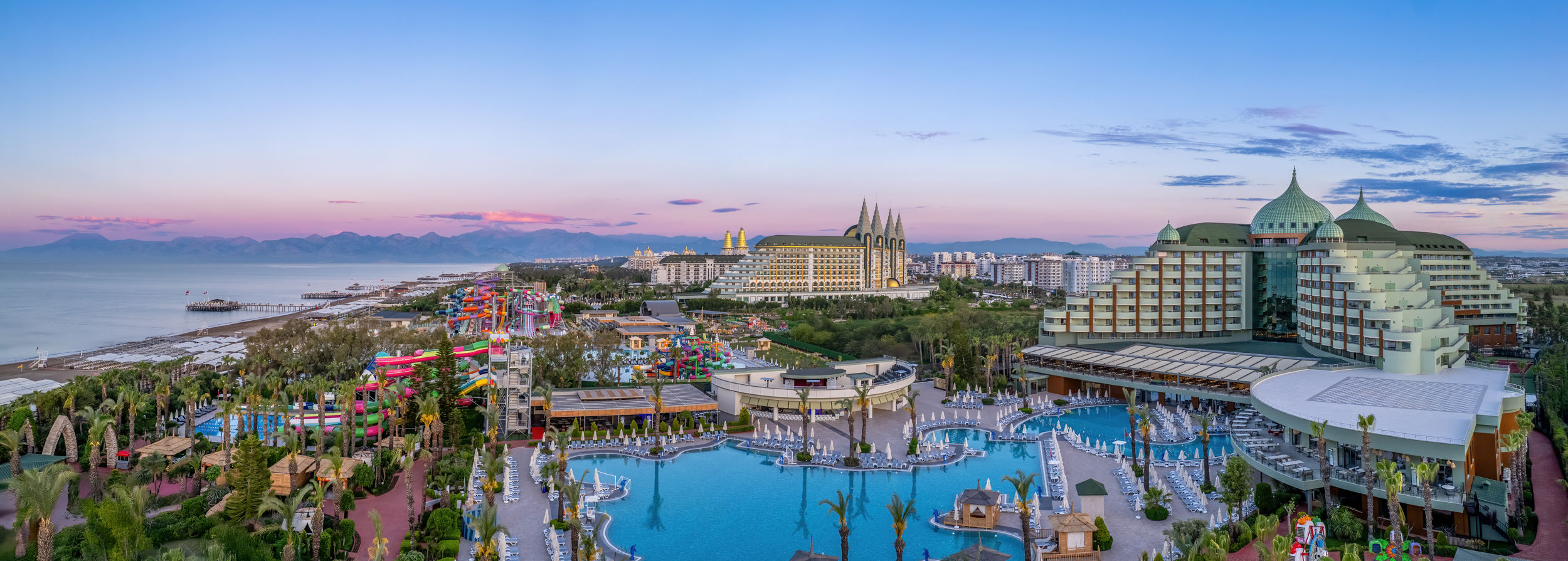 Delphin Palace
