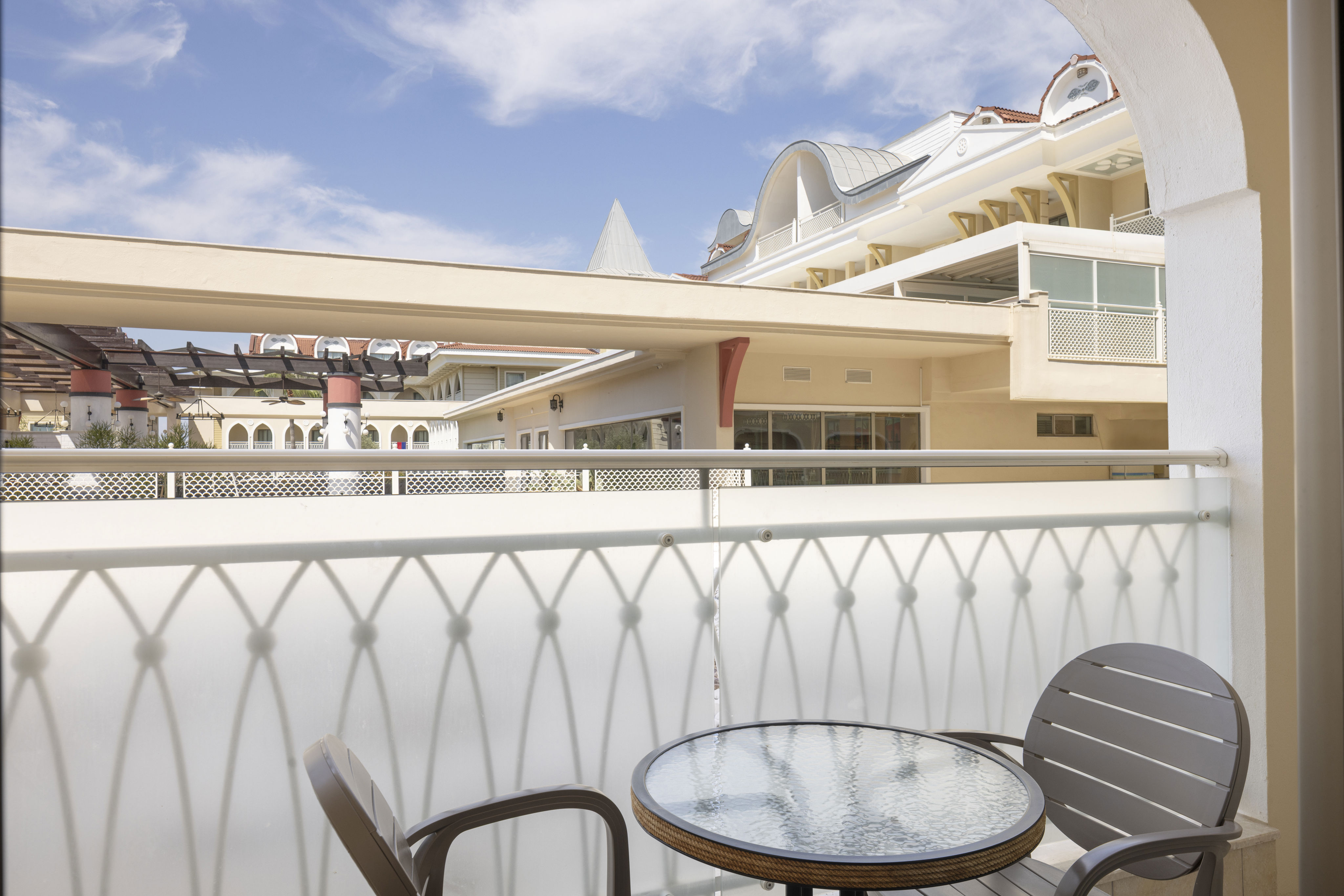 Side Star Resort