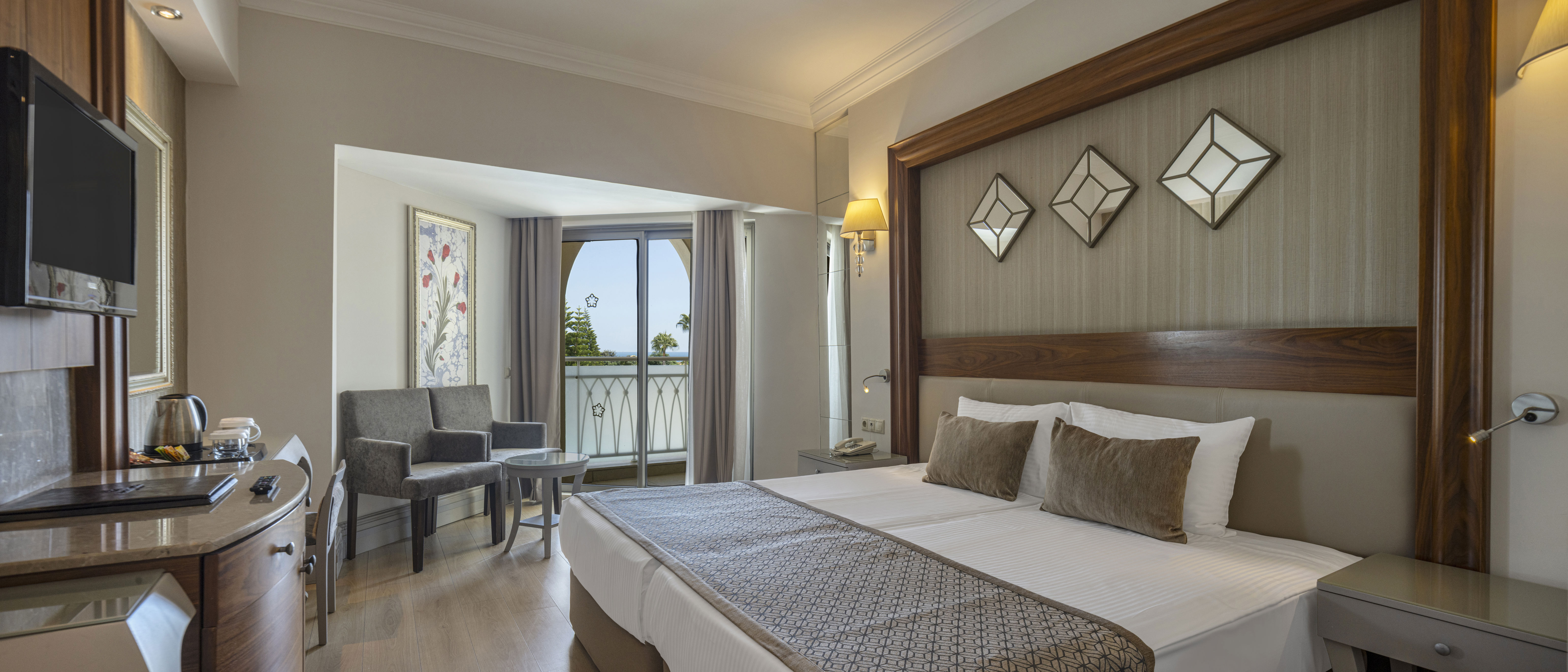 Side Star Resort