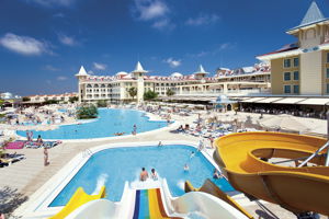 Side Star Resort