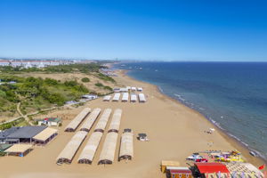 Side Star Resort