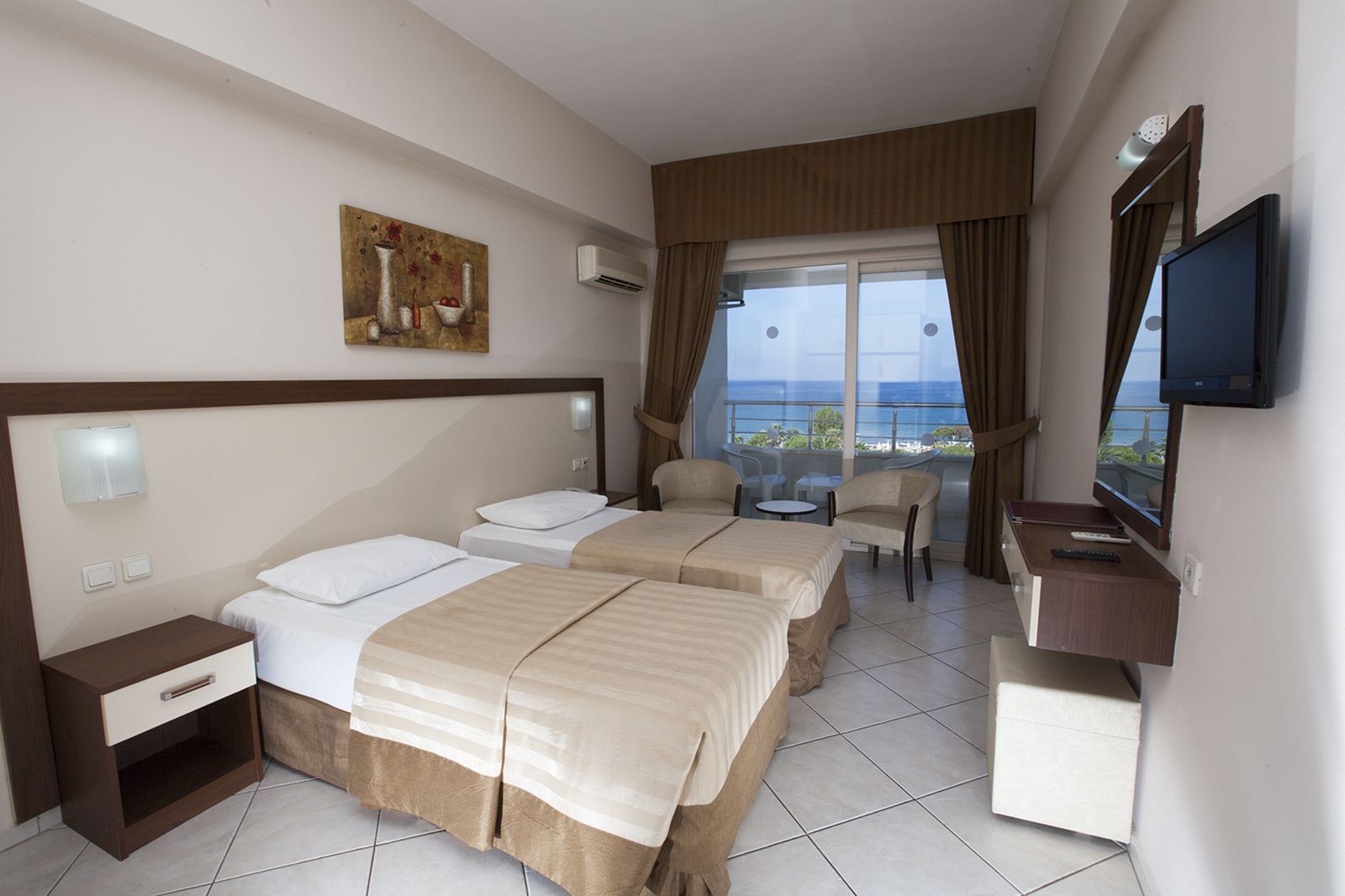 Batihan Beach Resort slide 5