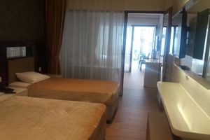Mirage World